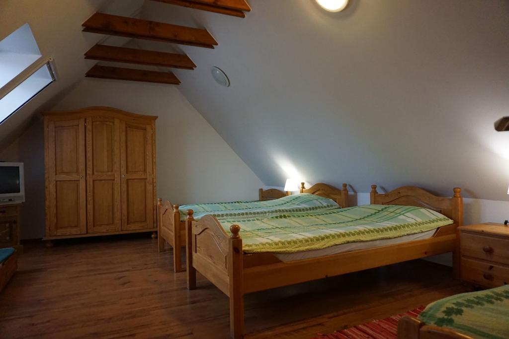 Vamosi Vendeghaz Apartment Nemesvamos Ngoại thất bức ảnh
